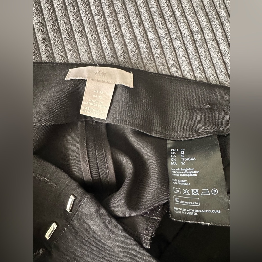 H&M black dress pants - Picture 4 of 4